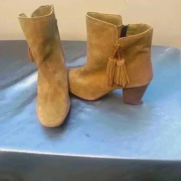 Hush Puppy Daisee  Billie Suede Ankle Boots - Picture 2 of 10